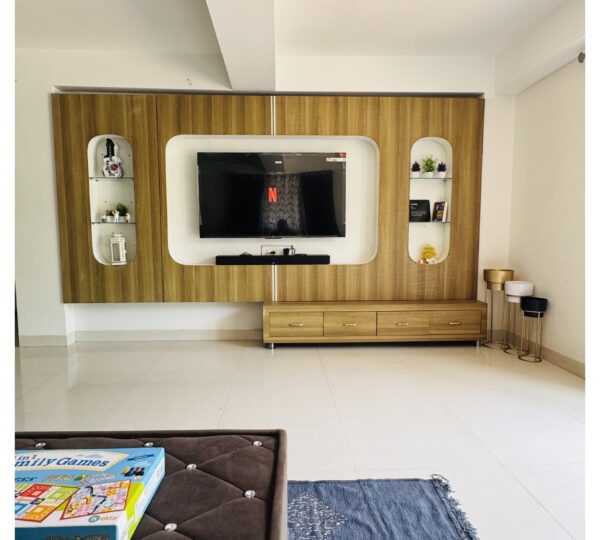 V 113 -3BHK