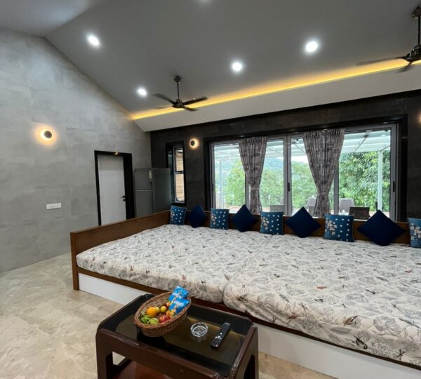 V 111 -4BHK