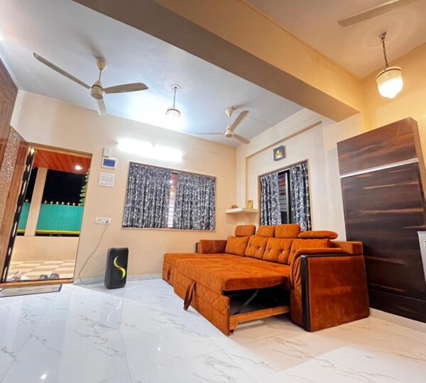 V 128 - 3 BHK