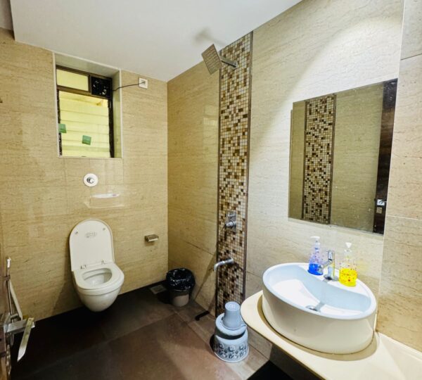 V 112 -4BHK